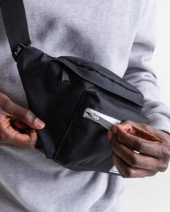 HERSCHEL SEVENTEEN FANNY PACK (10017-00001) -Ocean Outfit Shop 10017 ALLCOLORS 07.jpg.sthumbnails.1000.1250.webp 51200.1679678645