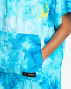 LEUS CHRIS BENCHETLER PONCHO - LARGE (EX) -Ocean Outfit Shop 1060 Leus 4267 e1fcb7c1 d286 457c 8c5a 0ec56f9eaa11 89304.1691177216