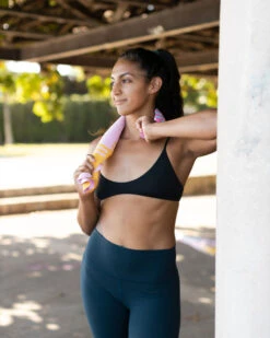 LEUS ZUMA GYM ECO TOWEL 8 LEUS ZUMA GYM ECO TOWEL -Ocean Outfit Shop 2Y6A7959 52470.1673632331