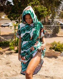 LEUS JUNGLE FEVER PONCHO -Ocean Outfit Shop 3V3A1803 2135 23279.1673632352