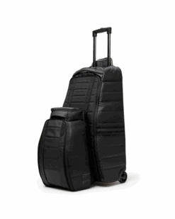DB BOARD BAGS HUGGER 25L BLACK OUT (EX) -Ocean Outfit Shop Hugger 2025L 20Packing 20Image03 103bd095 3450 4c58 a8ef c7f409cce97b 06963.1695564581