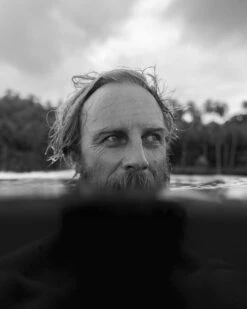 LEUS JOHN BARTON JUNGLE TOWEL -Ocean Outfit Shop John Barton Portrait 44bf62d7 e1b8 4ba3 aefe 82c9fe3747a2 70545.1673632351