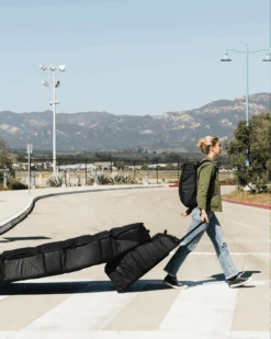 DB The Djarv 3-4 Surfboard Coffin -Ocean Outfit Shop TheDjarv3 4SurfboardCoffin 2 c01da328 b94c 4d90 bf92 5a249fa95fce 95411.1666305567