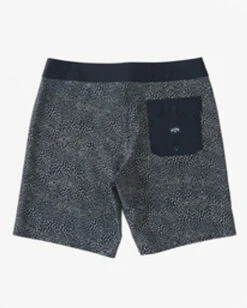 BILLABONG SUNDAYS PRO 19" BOARDSHORT (ABYBS00387) -Ocean Outfit Shop abybs00387 billabongf ind bck1 93698.1678722988