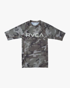 RVCA SHORT SLEEVE RASHGUARD(EX) 7 RVCA SHORT SLEEVE RASHGUARD(EX) -Ocean Outfit Shop avywr00120 rvca2Cf cam frt1 39900.1694016211