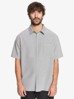 QUIKSILVER WATERMAN CENTINELE SHORT SLEEVE SHIRT -Ocean Outfit Shop eqmwt03150 quiksilver2Cw sjm1 frt1 38097.1674491947