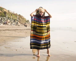 LEUS RENEGADE CHANGING ECO PONCHO (EX) -Ocean Outfit Shop knekt0hypbzwnij7xuxl 70118.1695244399