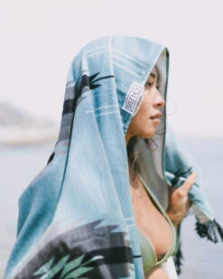 LEUS HERITAGE SKY BEACH ECO TOWEL -Ocean Outfit Shop leus beachtowel heritage sky 3 91715.1673632266