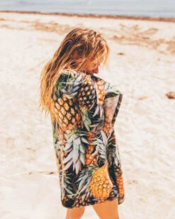 LEUS PINEAPPLE PARADISE TOWEL (EX) -Ocean Outfit Shop leus beachtowel pineapple paradise wrapped 28724.1700415177