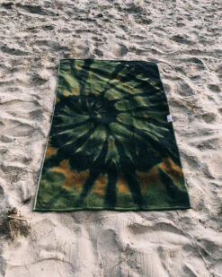 LEUS TIE DYE BEACH ECO TOWEL -Ocean Outfit Shop leus beachtowel tie dye camo 8 26269.1673632274