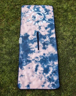 LEUS POSITIVE VIBES GOLF ECO TOWEL -Ocean Outfit Shop leus caddytowel positive vibes6 29908.1673632307