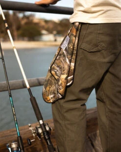 LEUS REALTREE FISHING ECO TOWEL -Ocean Outfit Shop leus fishingtowel realtree3 39600.1673632312