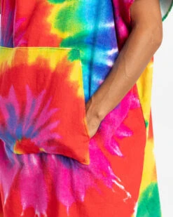 LEUS TIE DYE RAINBOW PONCHO -Ocean Outfit Shop leus originalponcho tie dye rainbow3 32802.1673632370