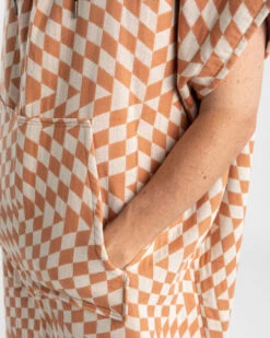 LEUS TERRACOTTA PONCHO - LARGE (EX) -Ocean Outfit Shop leus proponcho terracotta3 47685.1691177162