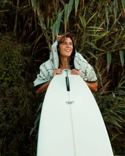 LEUS MIDNIGHT TOWEL (EX) -Ocean Outfit Shop leus xlbeachtowel midnight surfboard1 63349.1700415170