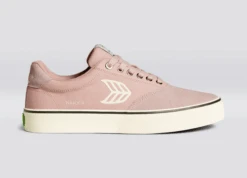 CARIUMA NAIOCA ROSE SUEDE WOMEN'S SHOE -Ocean Outfit Shop naioca skate rose ivory logo sneaker.slideshow1 bf37a74a 6799 4002 b816 e786e1384ea5 68578.1674596522