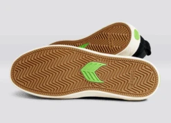 CARIUMA SLIP ON PRO BLACK SEUDE MEN'S SHOE -Ocean Outfit Shop slip on skate pro black ivory sneaker.slideshow2 79086.1674596333